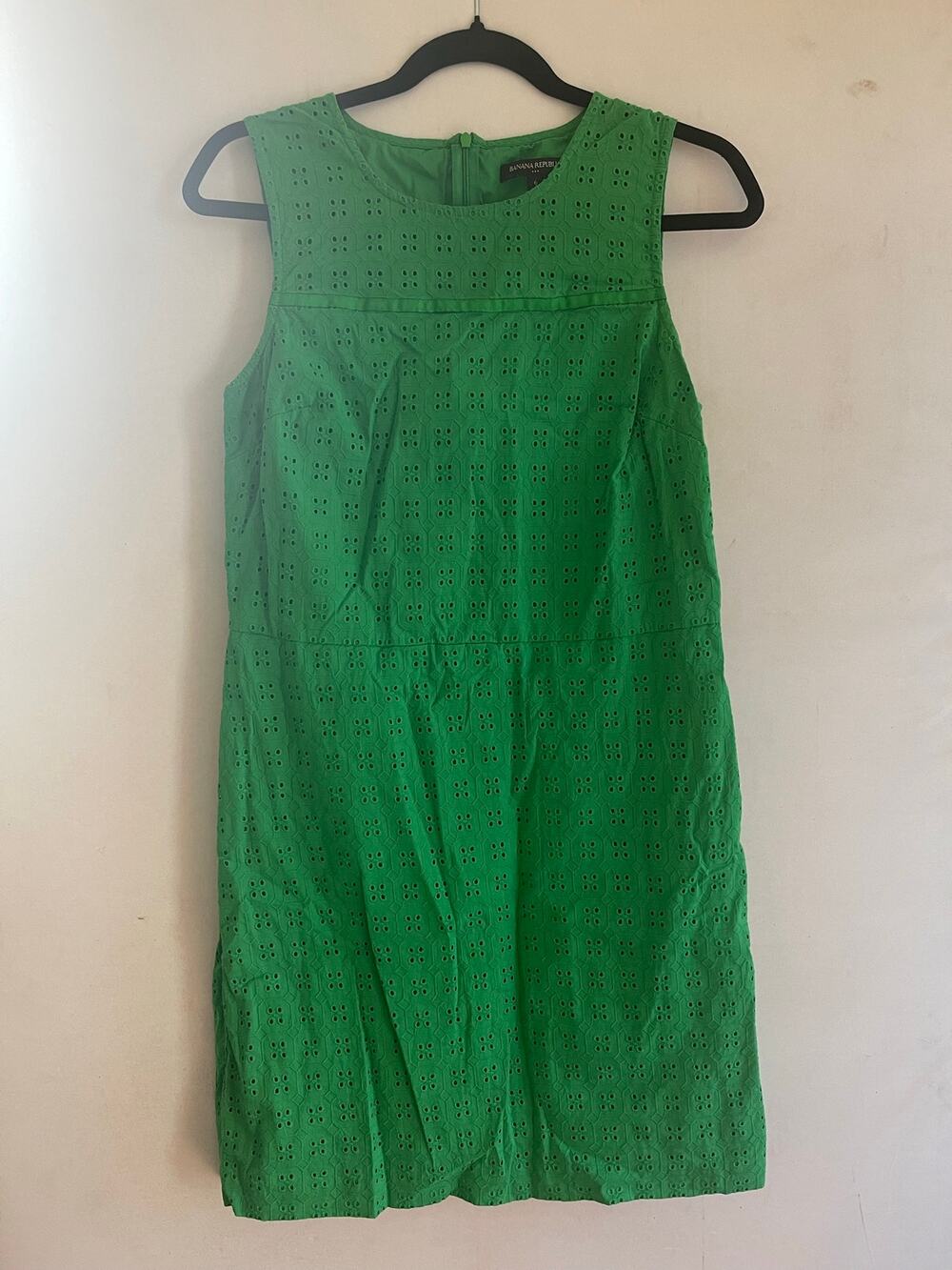 Banana Republic Green Eyelet Lace Sleeveless Sheath Shift Dress Size 6